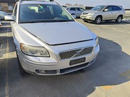 Volvo V 50 2.4