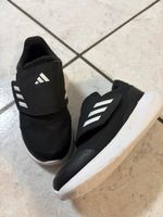 Leichte Adidas Schuhe  Gr. 27 Schwarz Top Zustand!