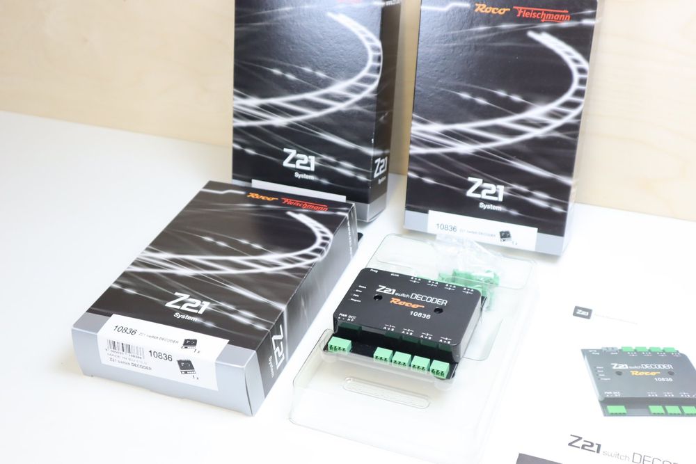 Roco 3 x Z21 Switch Decoder 10836 Neuwertig NP 300. Kaufen auf Ricardo