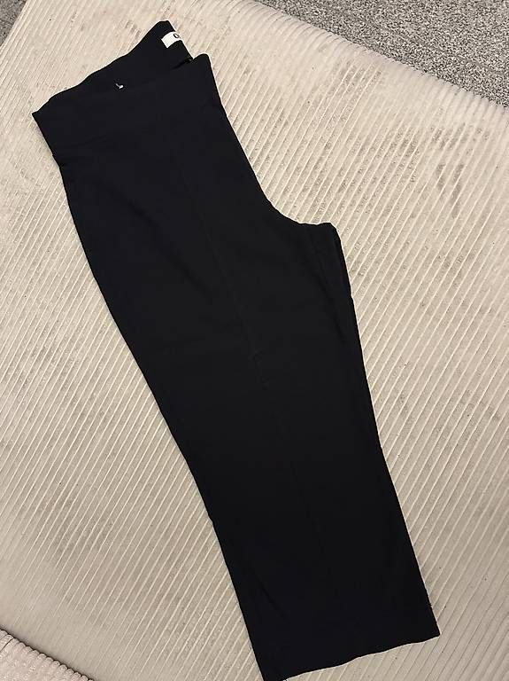 Pantaloni: Hose schwarz Grösse 46 – Usato da Pratteln venduto da vasare3