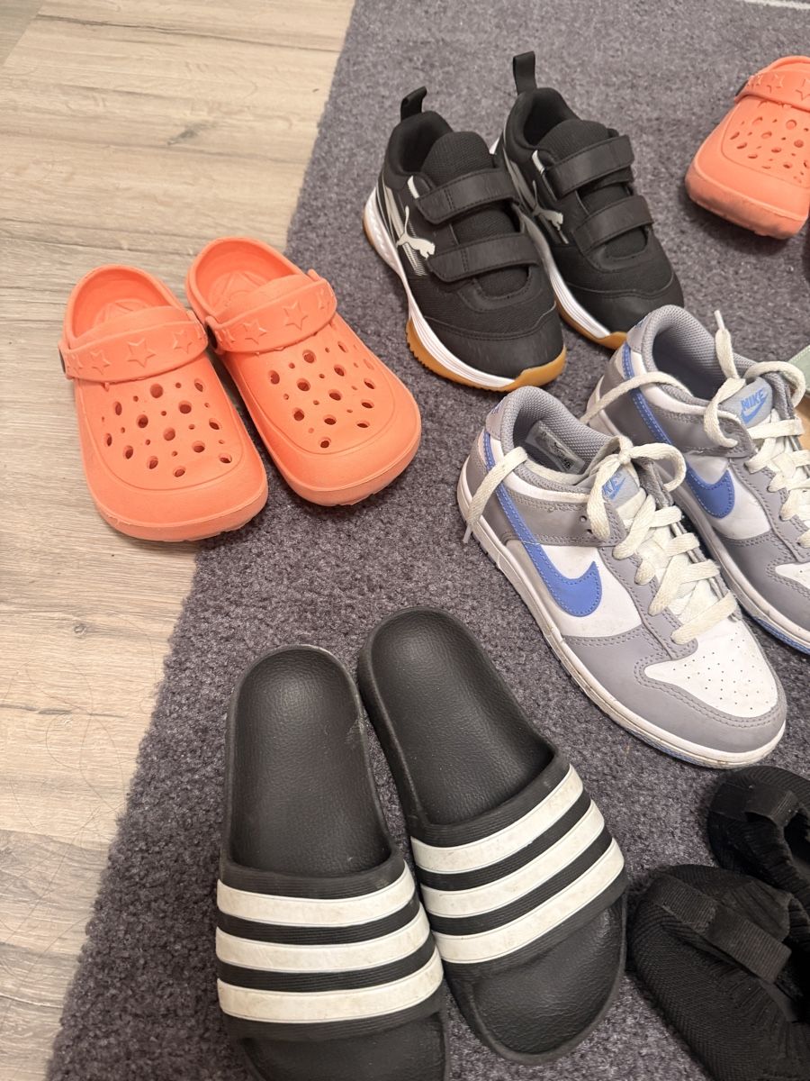 Scarpe per ragazzi: Sommer-Schuhpaket: Gr.30-32 – Nuovo (secondo la descrizione) da Rothrist venduto da ale_h7dz 1