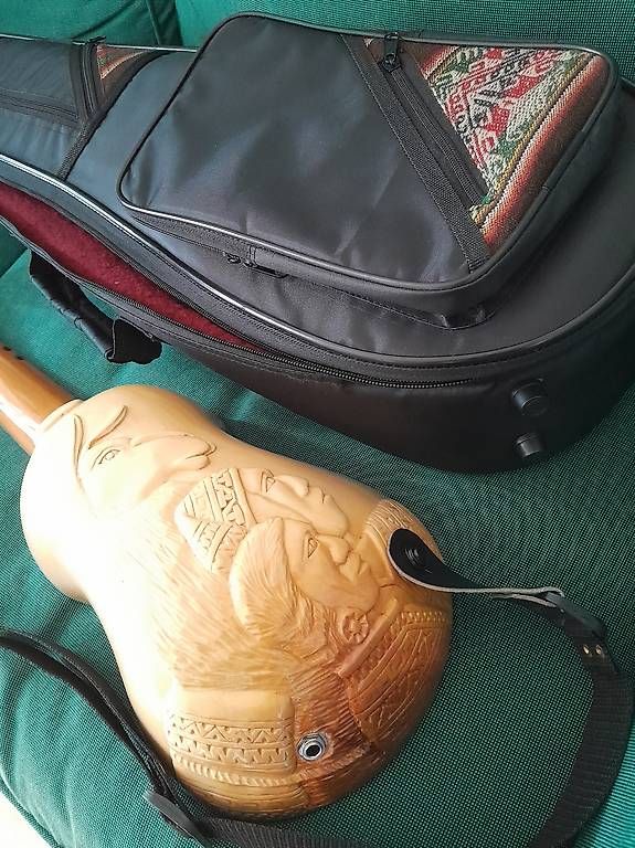 Instruments de musique: Charango Pro El Chaski Bolivia – Neuf avec emballage d'origine à Lausanne par EdwinBOSU 3