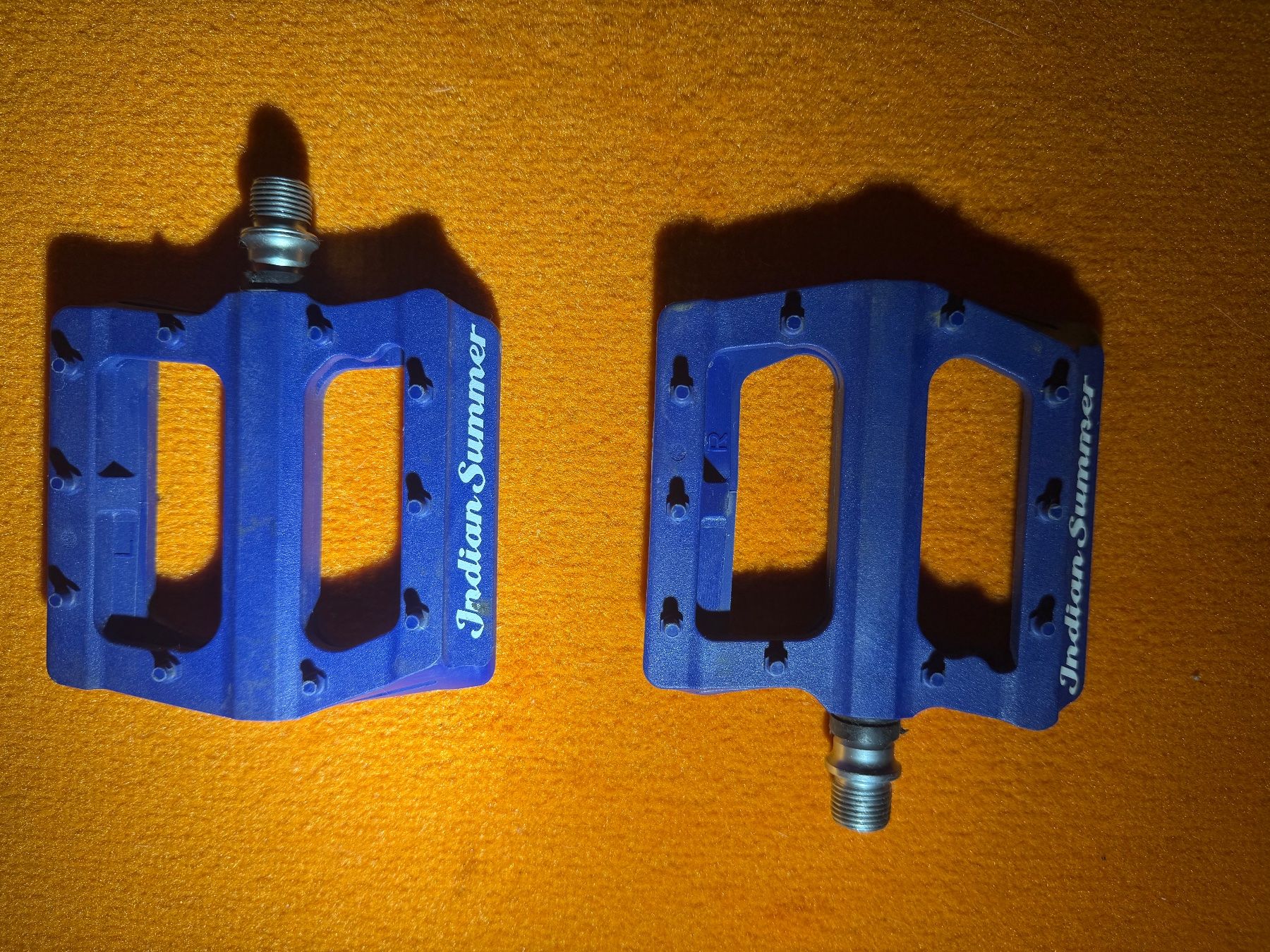 Pezzi di ricambio: INDIAN SUMMER STANDING BEAR PEDAL.MTB FLAT, BLUE – Usato da Obfelden venduto da Freebonsay 1