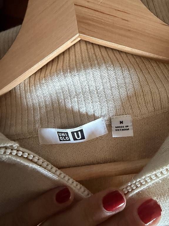 Maglioni & Felpe: Pull Uniqlo U écru demi-zip  taille M – Usato da Lausanne venduto da amandagoet 3