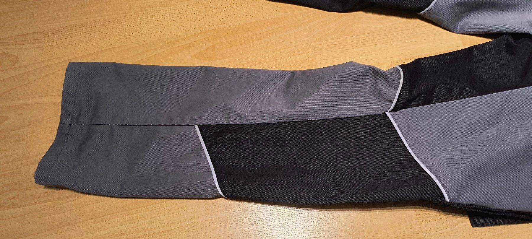 Wikland Pantaloni: Arbeitslatzhose Wikland – Usato da Wiedlisbach venduto da Leaf99 2