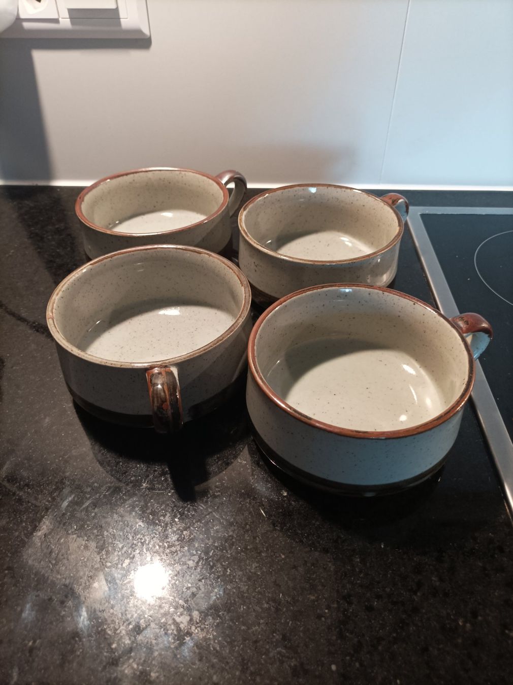 Ciotole: Plats pour soupe – Usato da Lausanne venduto da hdo_d2mm 1