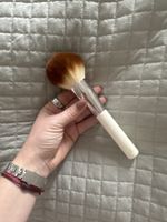 La Mer Powder Brush. Great condition. For make-up.
