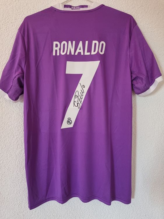 Signiertes Cristiano Ronaldo Trikot + COA. Real Madrid Kaufen auf Ricardo