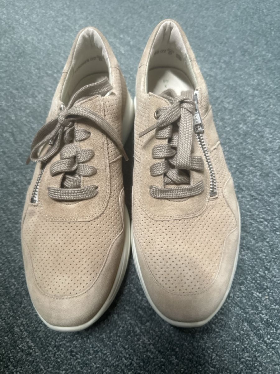Scarpe da donna: Neuer Damenschuh Solidus Gr 39.5 – Nuovo e nell'imballaggio originale da Baltschieder venduto da YmroBe
