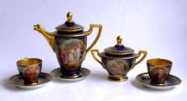 Royal Vienna*Teeservice*Kobaltblaue und goldene Akzente*****