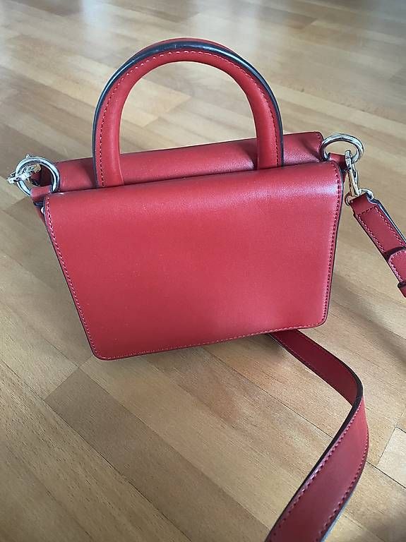 Guess Borse da donna: Guess Umhängetasche – Usato da Kesswil venduto da jeku95 2