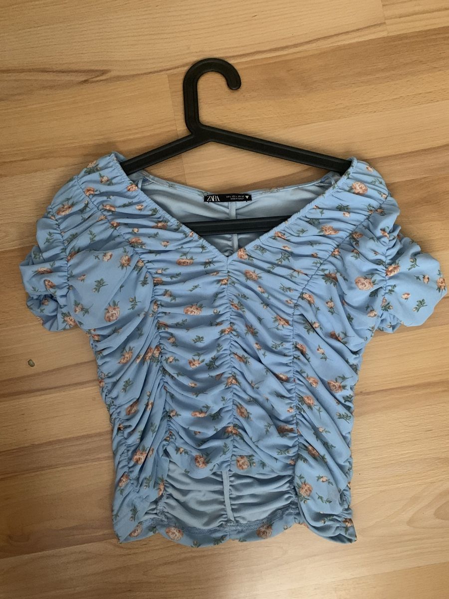 Tops: Zara Blumentop – D'occasion à Bettlach par valishop