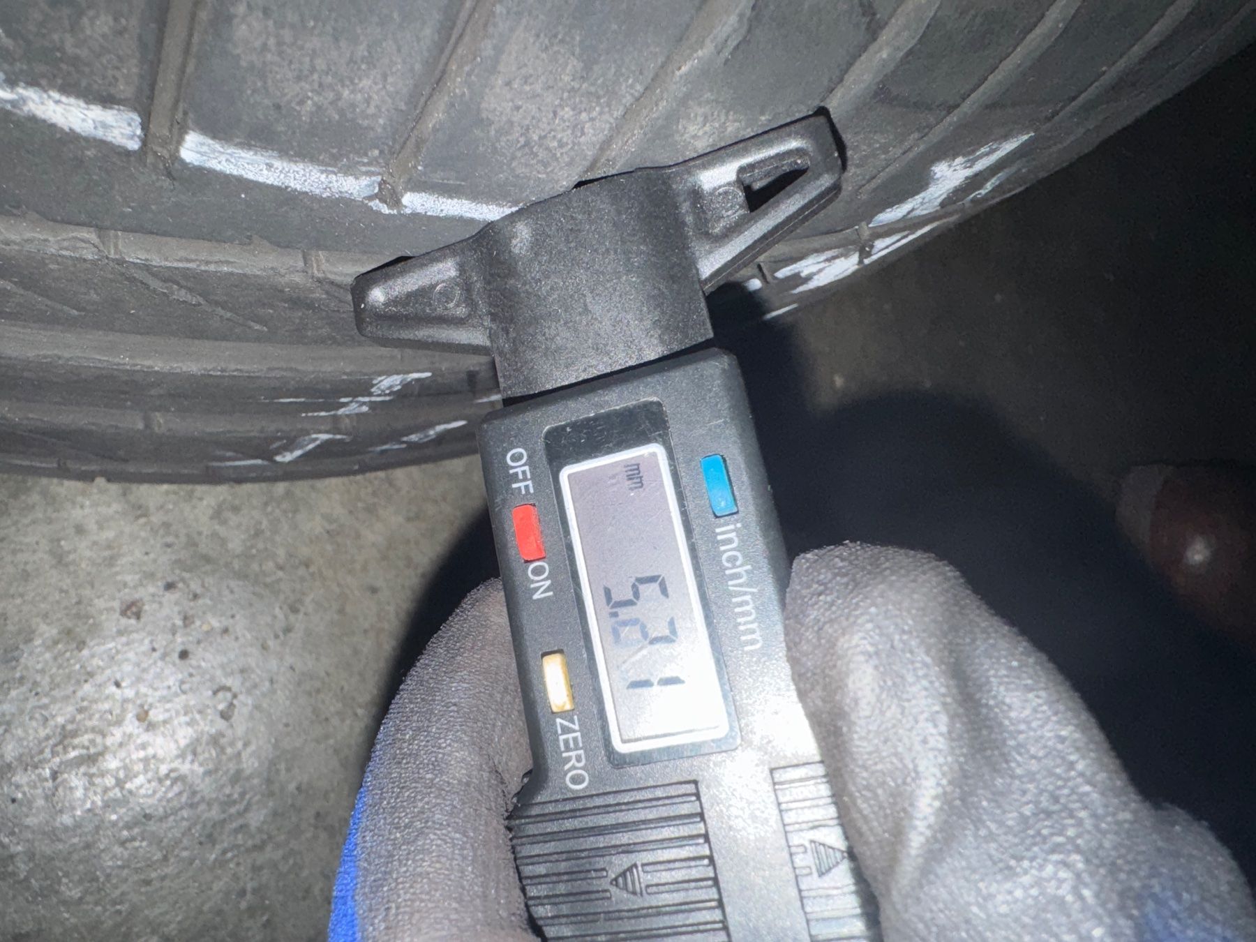 Continental Pneumatici & Ruote complete: 245/40R20 – Usato da Widen venduto da Dinero02 7