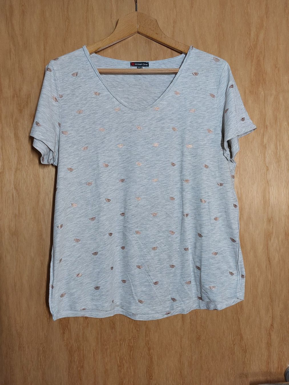 T-shirt: Street One T'Shirt Gr. 40 – Usato da Schmitten venduto da JasiStern