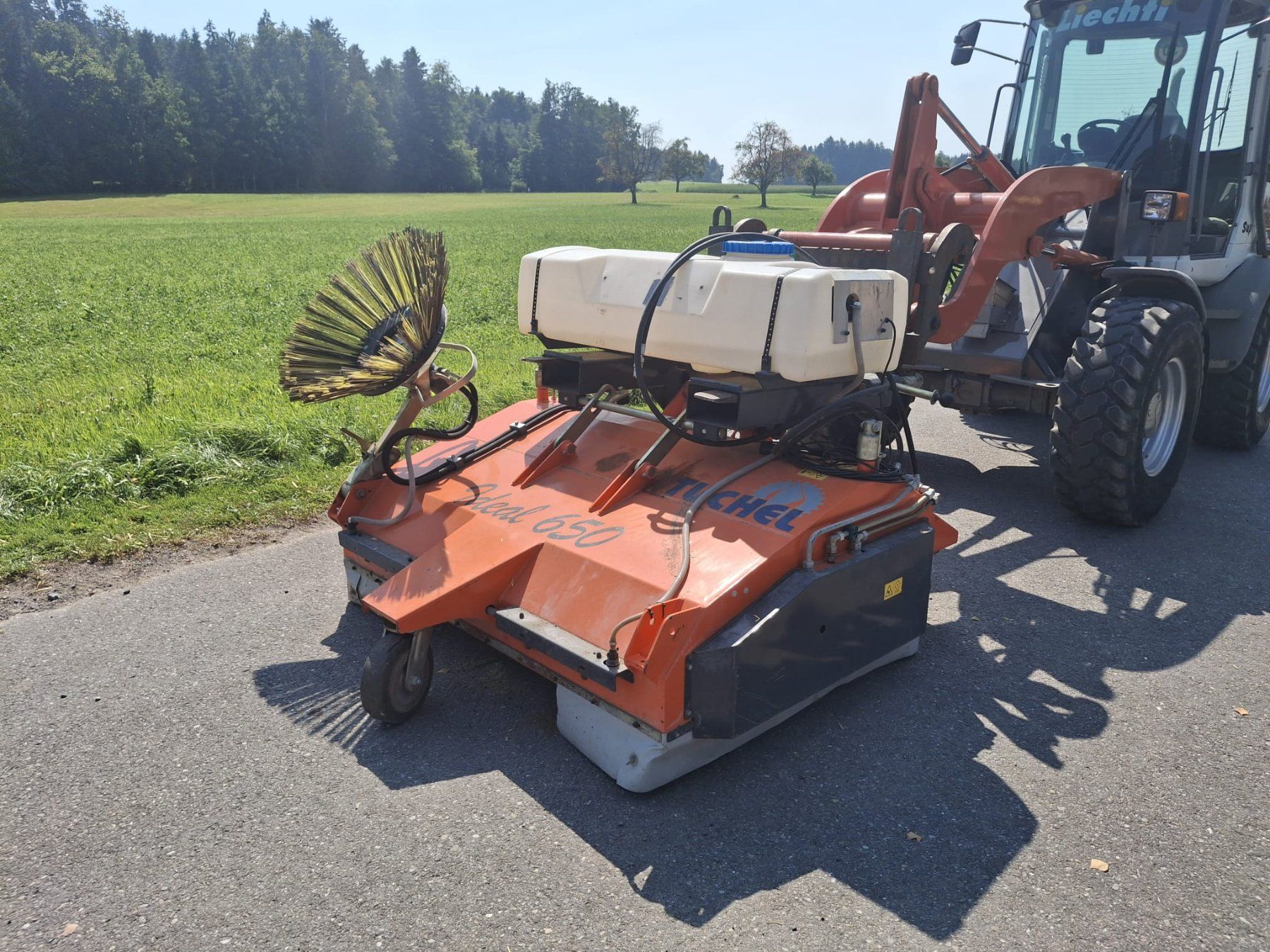 Toutes les machines: Putzmaschine – D'occasion à Uzwil par Liechti.02 7