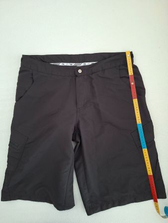 Fox Racing MTB Shorts mit Innenhose, Grösse 36, schwarz