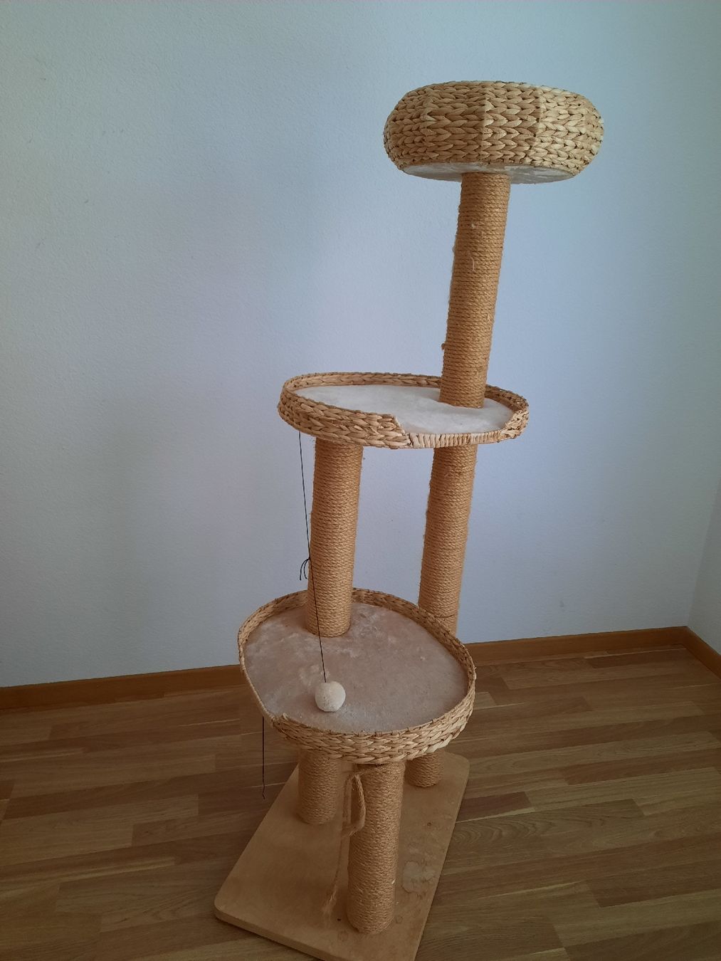 Tiragraffi: kratzbaum – Usato da Eglisau venduto da kator18