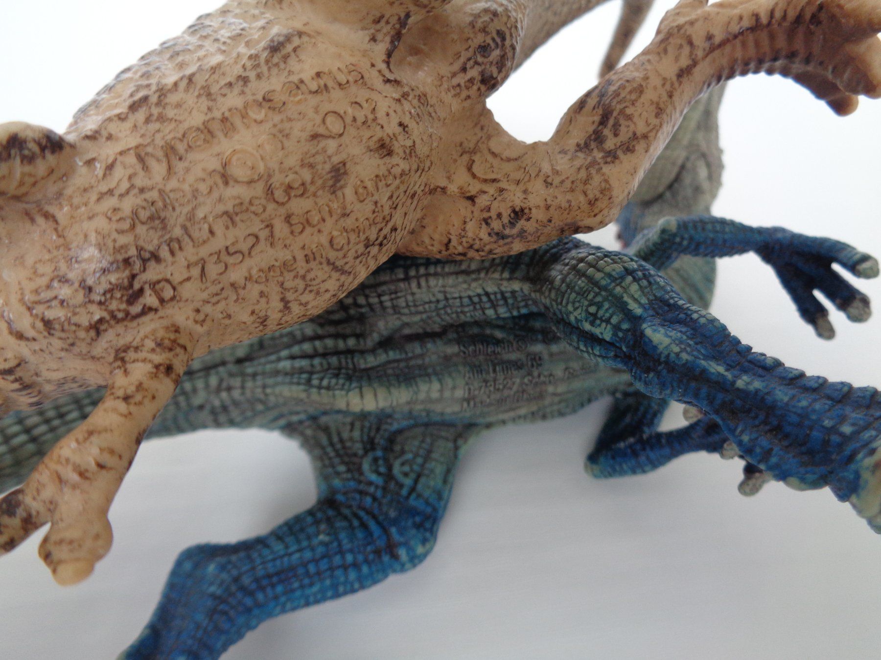 Figuren: 4 grosse Dinosaurier davon sind 2 Schleich – Gebraucht aus Chur von omonia 9