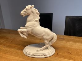 Pferdefigur Spanische Hofreitschule Wien Porzellan weiss