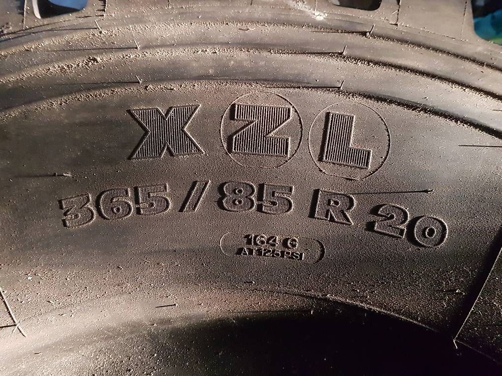 Altro in Scrittura & Disegno: Michelin XZL 365/85 R20 – Usato da Aquila venduto da tifu85 1
