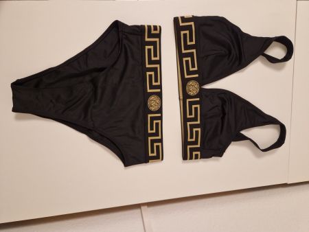 Schwarzer Versace Bikini, Grösse S, Top Zustand.