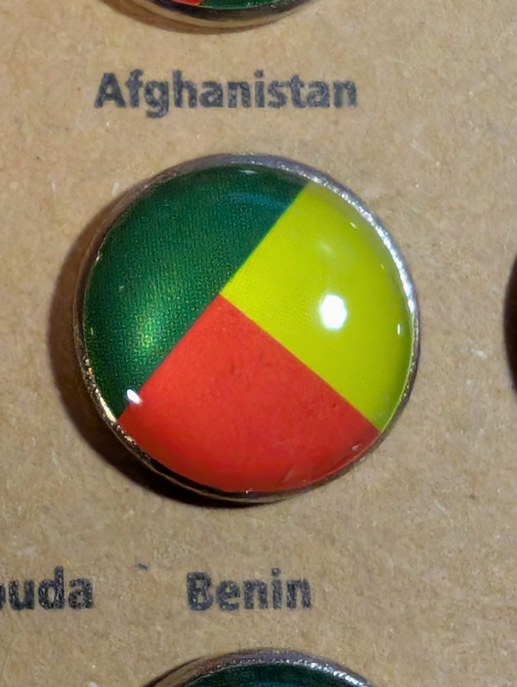 Plaketten & Abzeichen: Ansteckpin LW: Länderwappen – Gebraucht aus Oppligen von Pin-Fall-Shop