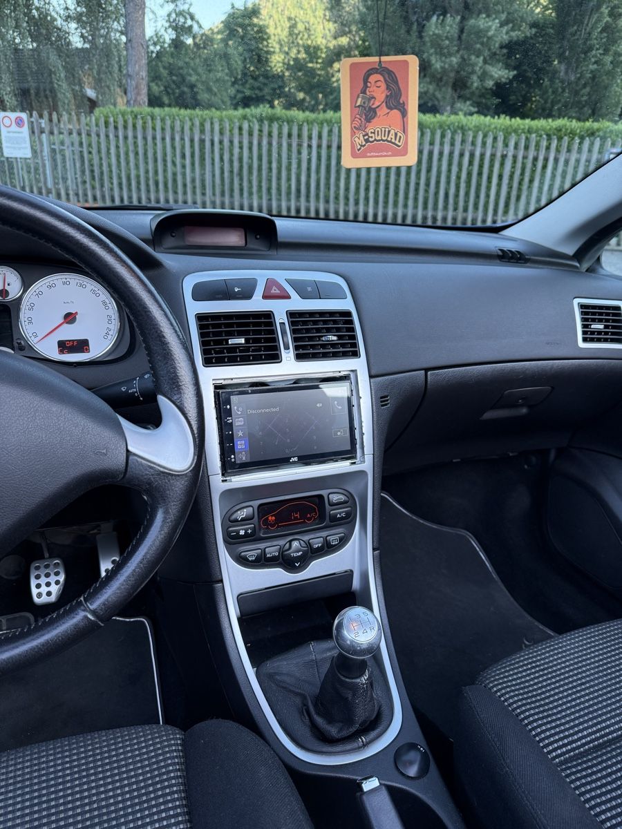 Peugeot Autos: Peugeot 307cc 2.0I – Gebraucht aus Chur von sin_m5nw 7