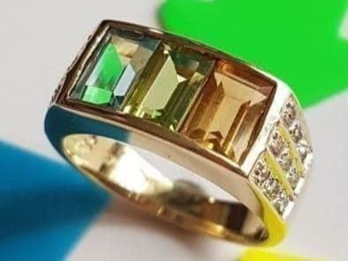 Bagues: Edelsteine auf neuem Ring !!! – Neuf (Voir description) à Unterägeri par Altgoldschmuck 1