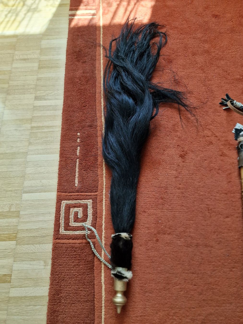 Altro in Accessori per animali: Pfedeschweif mit Griff und Lederpeitsche – Usato da Uster venduto da Rosmarie1958 1