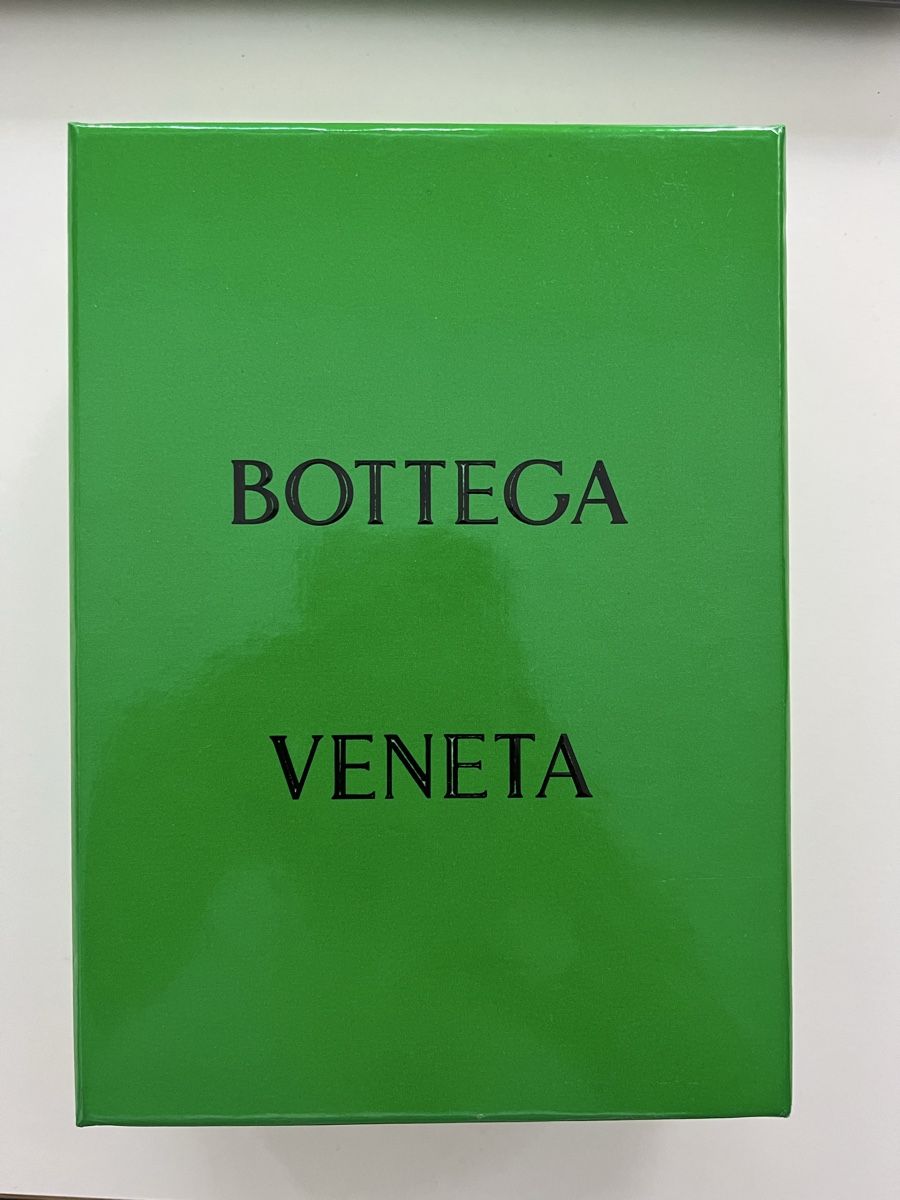 Bottega Veneta Portamonete: Bottega Veneta Portemonnaie – Usato da Zürich venduto da elle_m 5