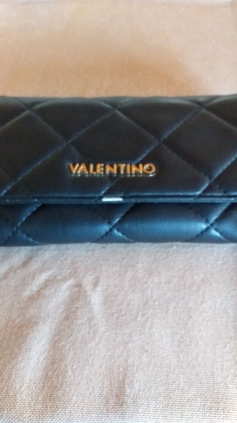 Valentino Portafogli: Valentino Portemonnaie – Usato da Wünnewil venduto da 04Blume