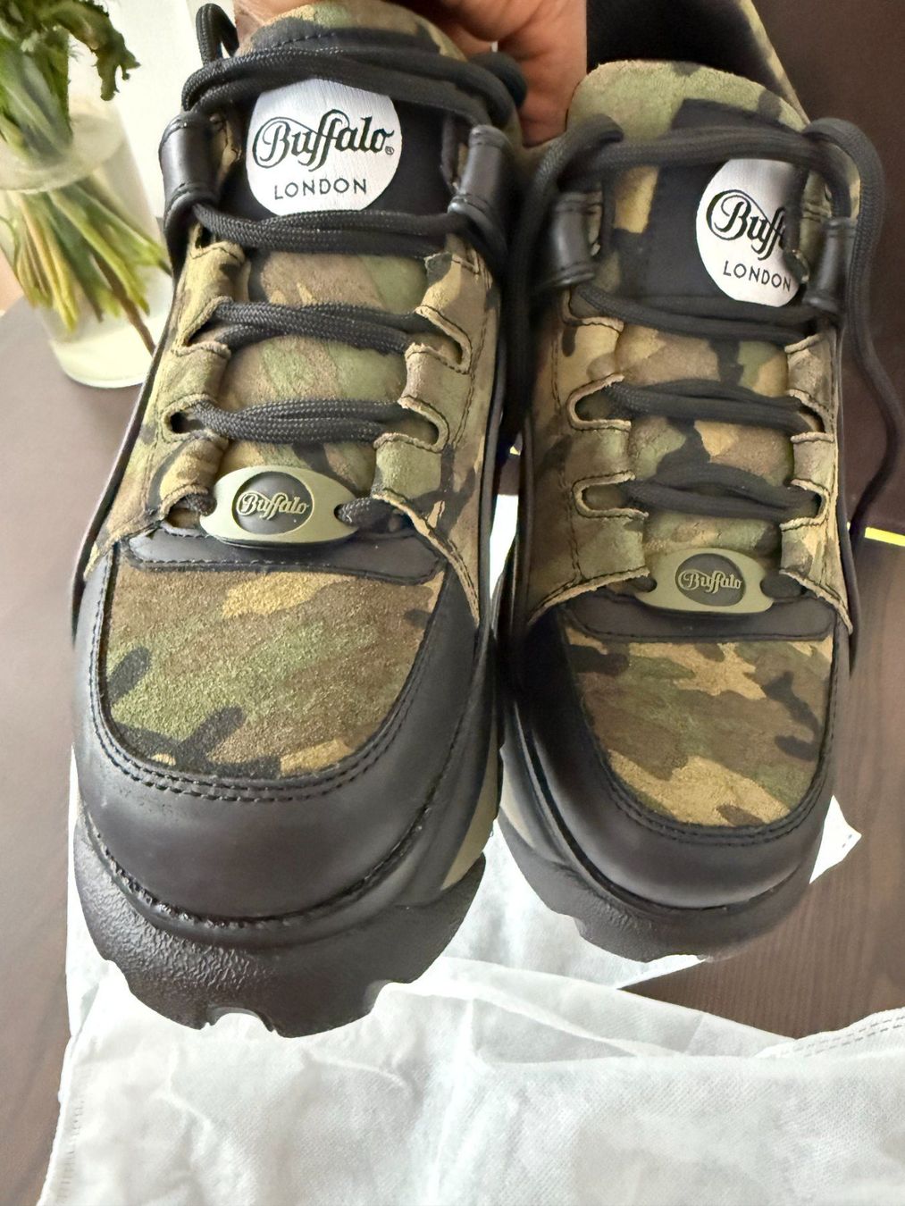 Buffalo Damenschuhe: Baskets/Sneakers/Plateforme Buffalo – Neu und originalverpackt aus Le Locle von tchanatakoua 4