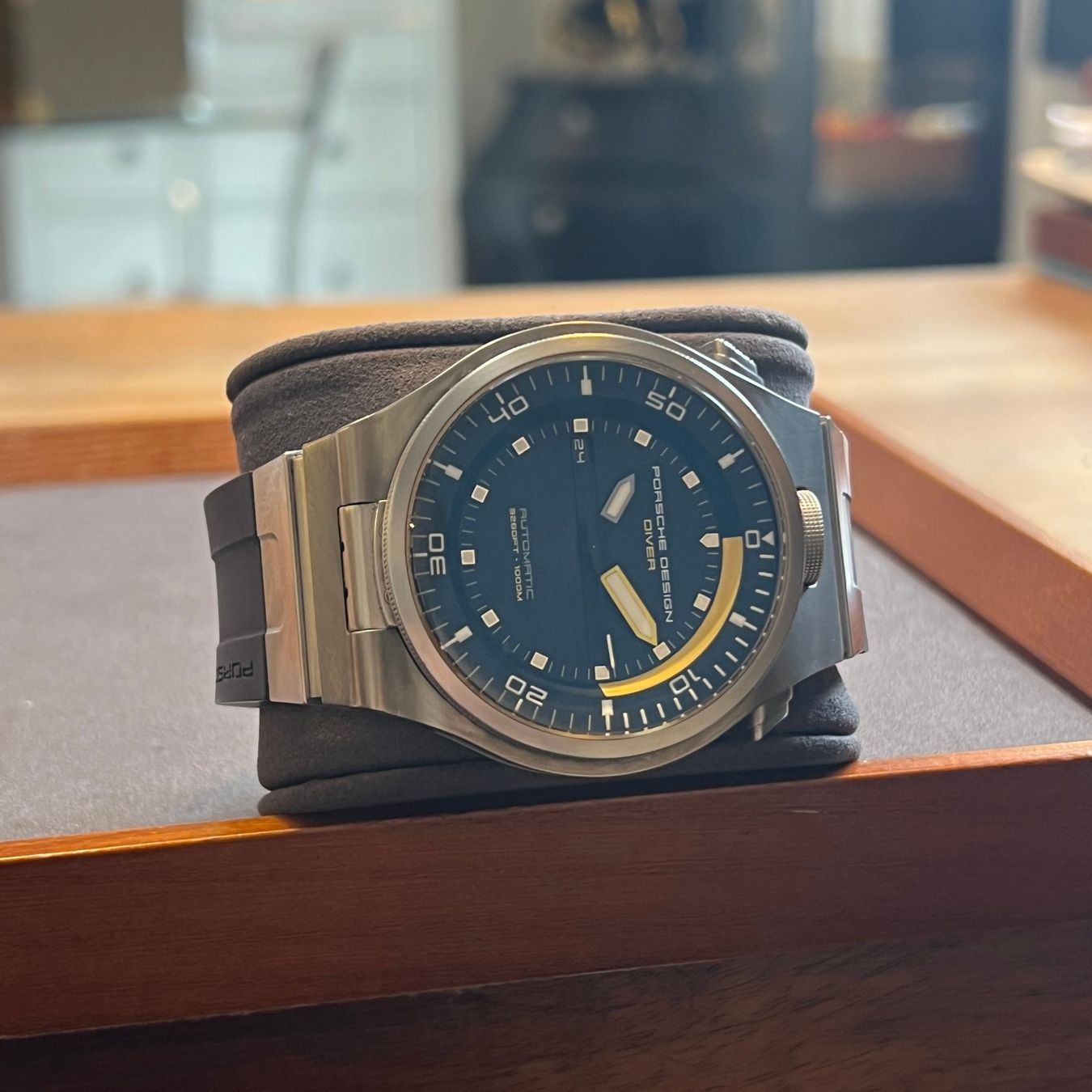 Porsche Orologi: Porsche Design Diver Titanium Case Automatic Date P6780 – Usato da Carouge GE venduto da Watchaser 7