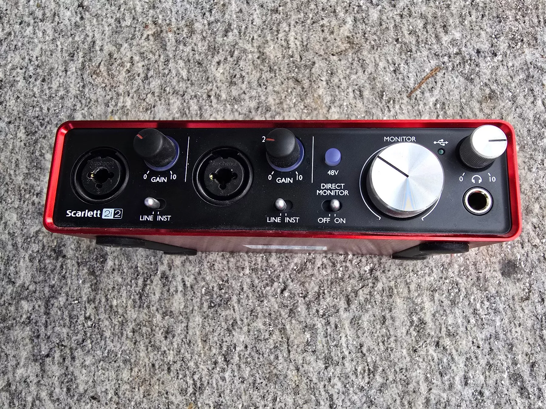 Focusrite Studioequipment: Focusrite Scarlett 2i2 USB Audio Interface – Gebraucht aus Amlikon-Bissegg von blue_racoon 1