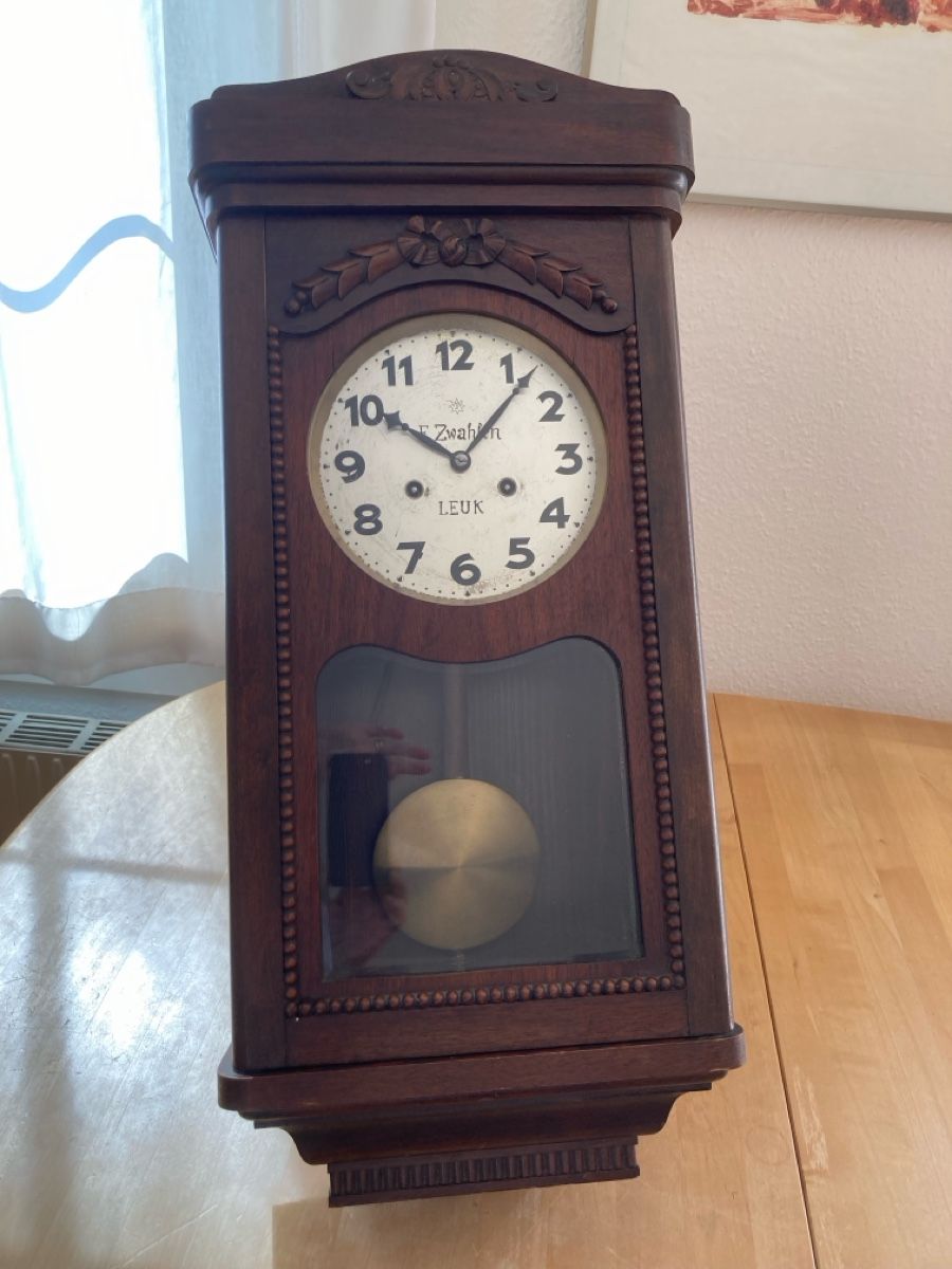Pendules & Horloges murales: Wanduhr / Regulator from 1919 – D'occasion à Bern par theynamedmetim