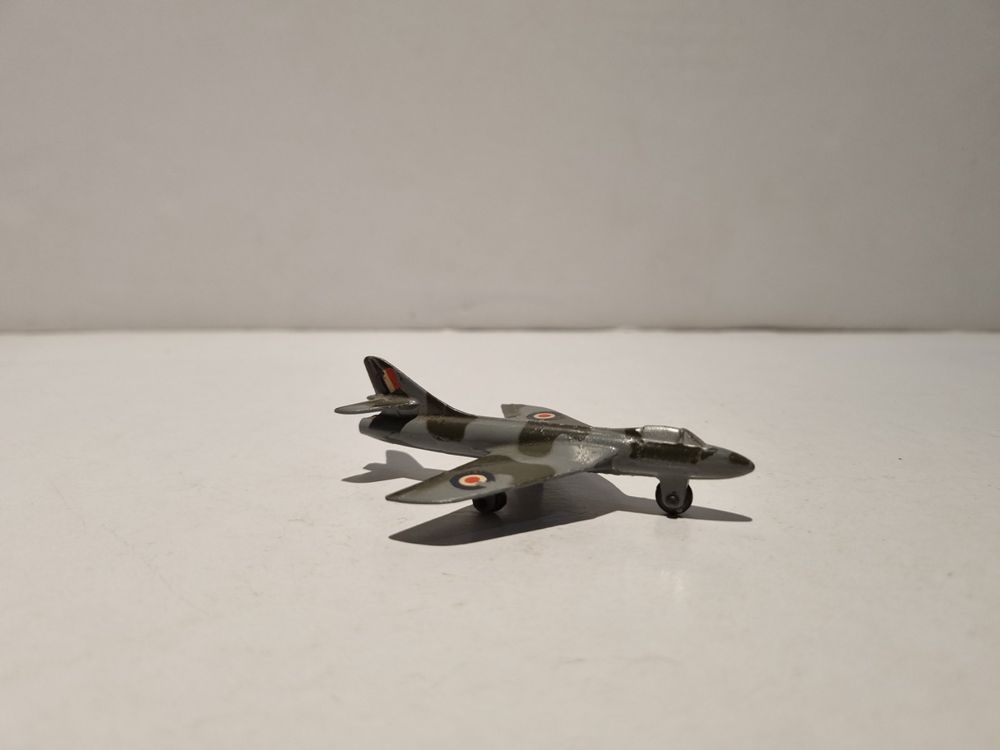 Dinky Toys GB Avion Hawker Hunter Réf 736 Avec Boîte D'origine