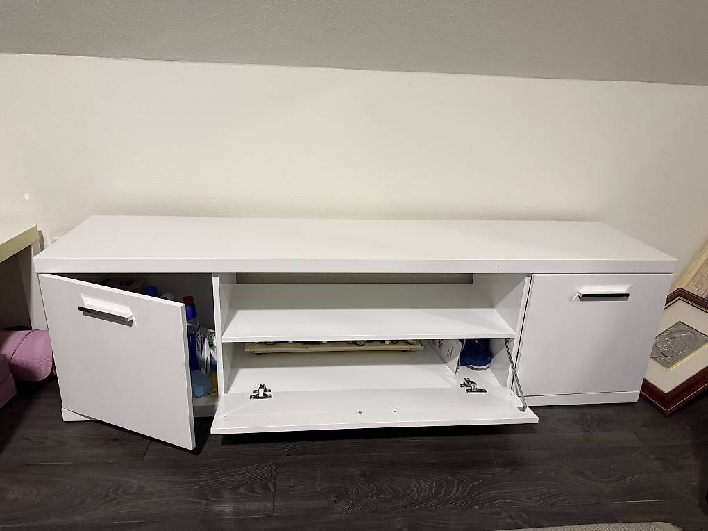 Meubles TV: Weisse TV-Kommode / Sideboard 175 cm  – D'occasion à Kaiseraugst par mato.p 1