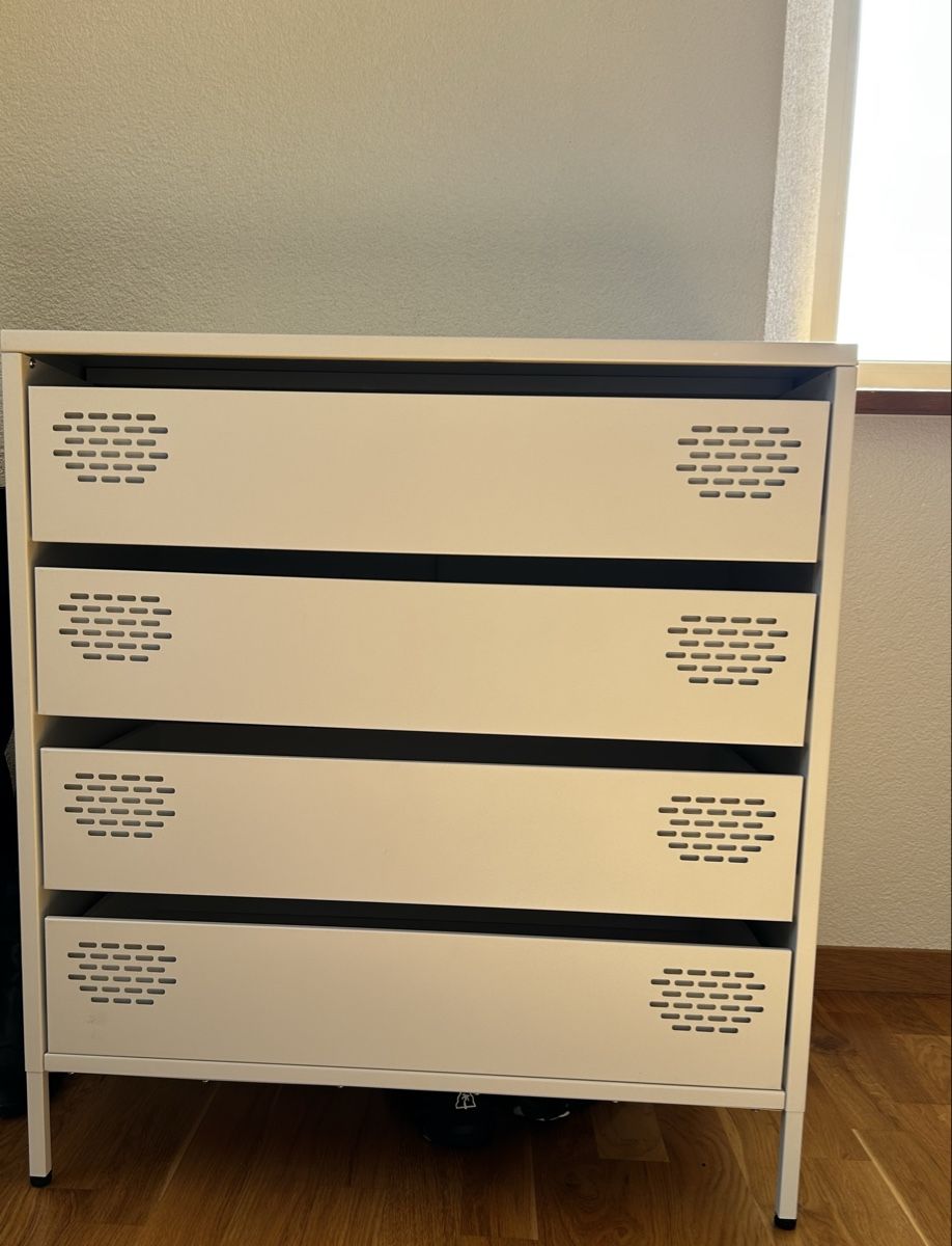 Commodes: Sideboard neuwertig – Neuf (Voir description) à Lommiswil par Keti_s