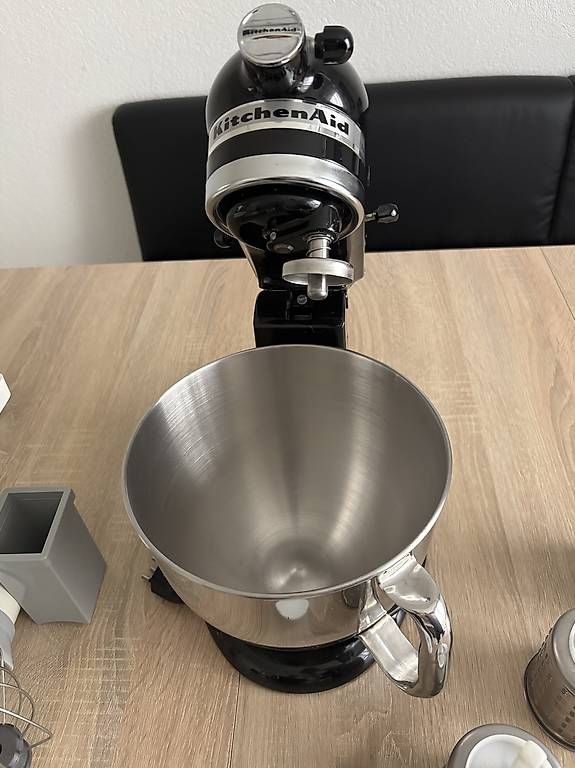 Elettrodomestici da cucina: KitchenAid ARTISAN  Black  – Usato da Embrach venduto da Lile2 3
