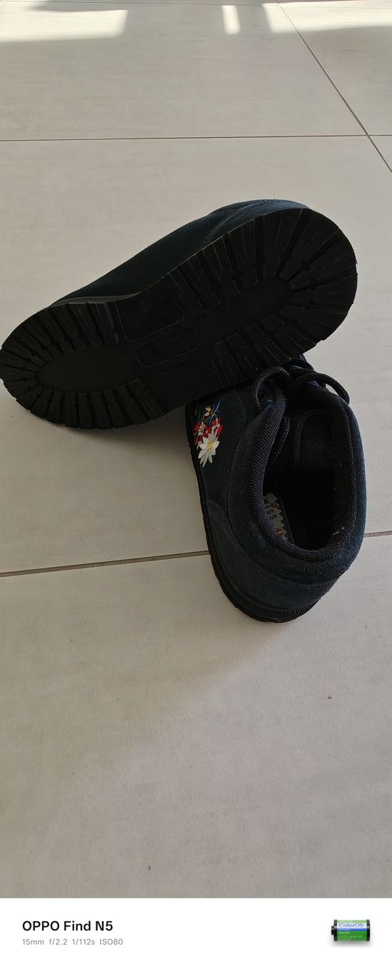Chaussures femmes: Sneaker schwarz (40) – D'occasion à stallikon par Dalacoke 3