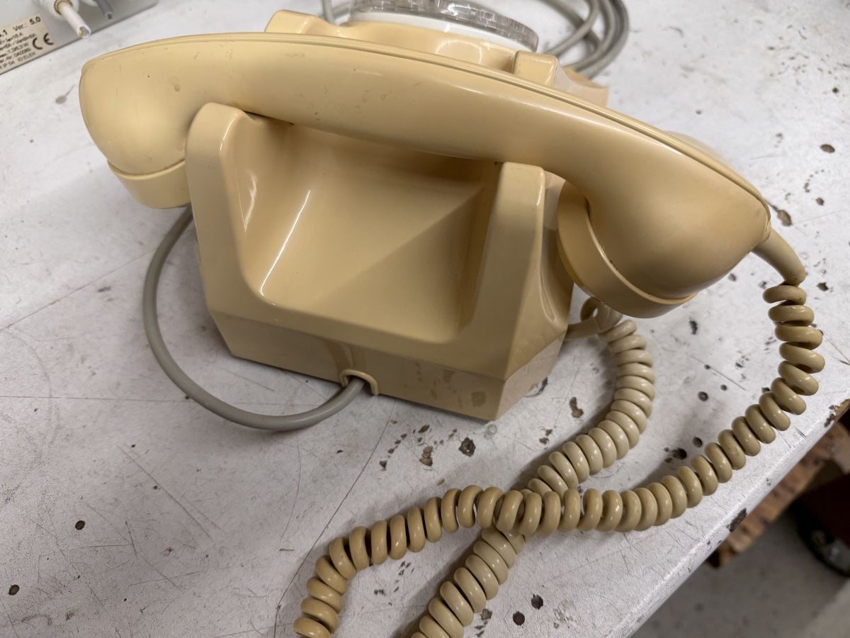 Tutte le decorazioni: altes Telefon – Usato da Grosswangen venduto da winkelfeld 3