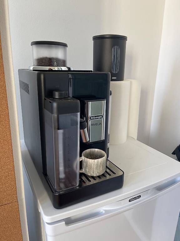 Kaffeemaschinen & Espressomaschinen: DéLonghi Rivelia – Gebraucht aus Bern von san_2dqh