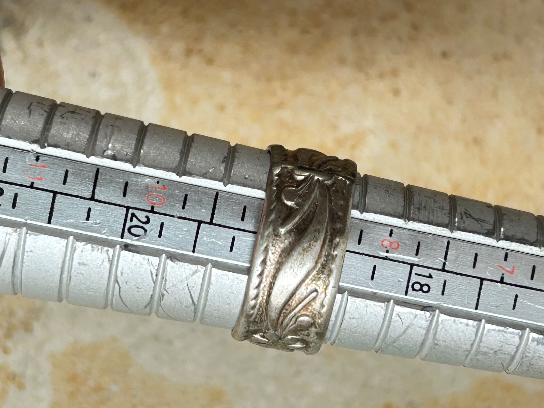 Anelli: Vintage Ring mit Blumenmuster (60) – Usato da Laufen venduto da Bellebellezza 6