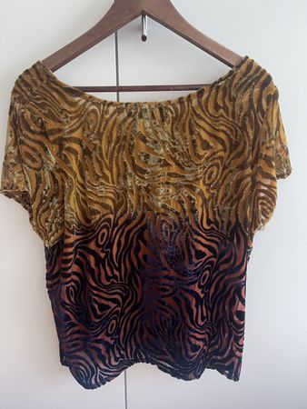 Damen T-Shirt Minkpink gemustert gold lila Grösse L