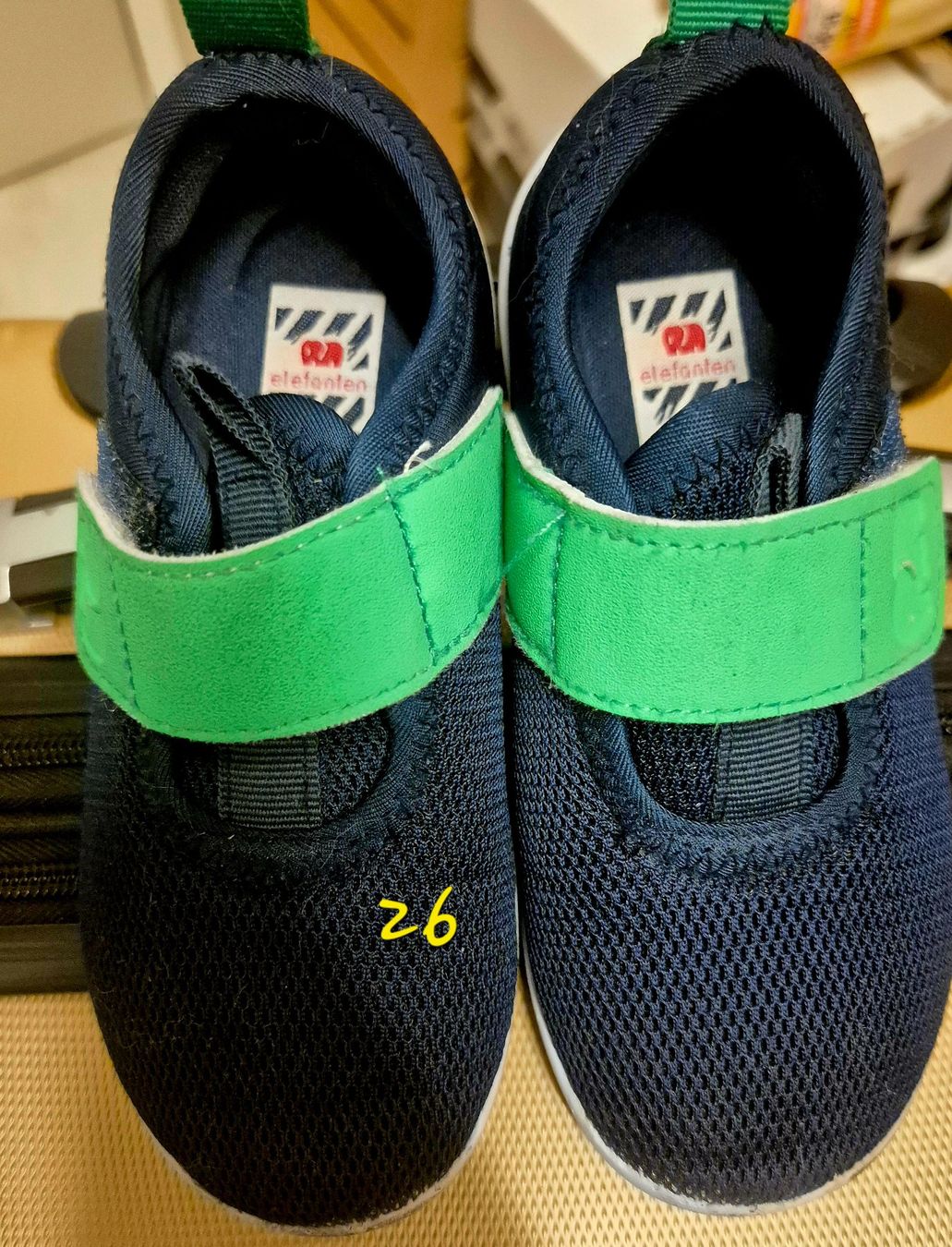 Chaussures garçon: 4 Kinderschuhe Gr.26/27 – D'occasion à Zweidlen par stvc928 3