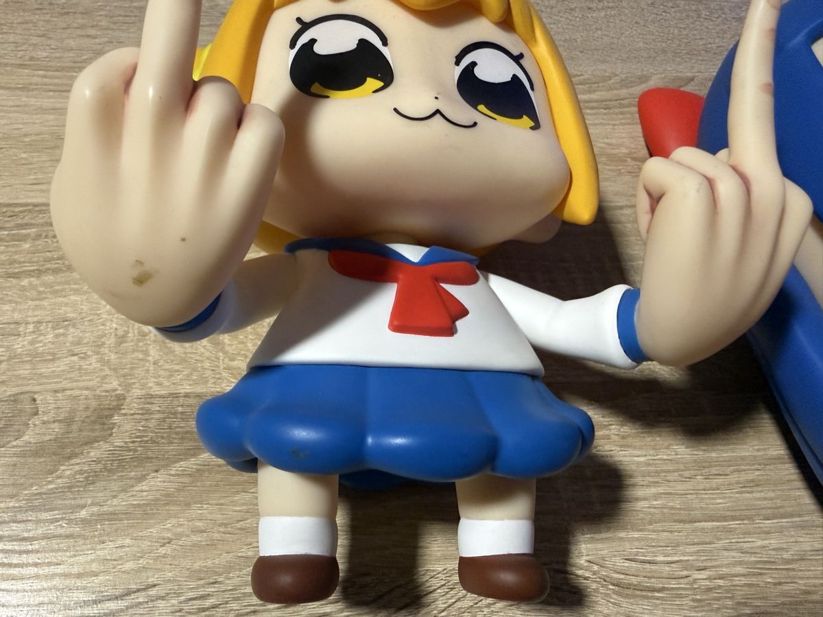 Statuette: Pop Team Epic Figuren Set, Mittelfinger Edition, Kult – Usato da Wilen b. Wil venduto da Riukuma 1