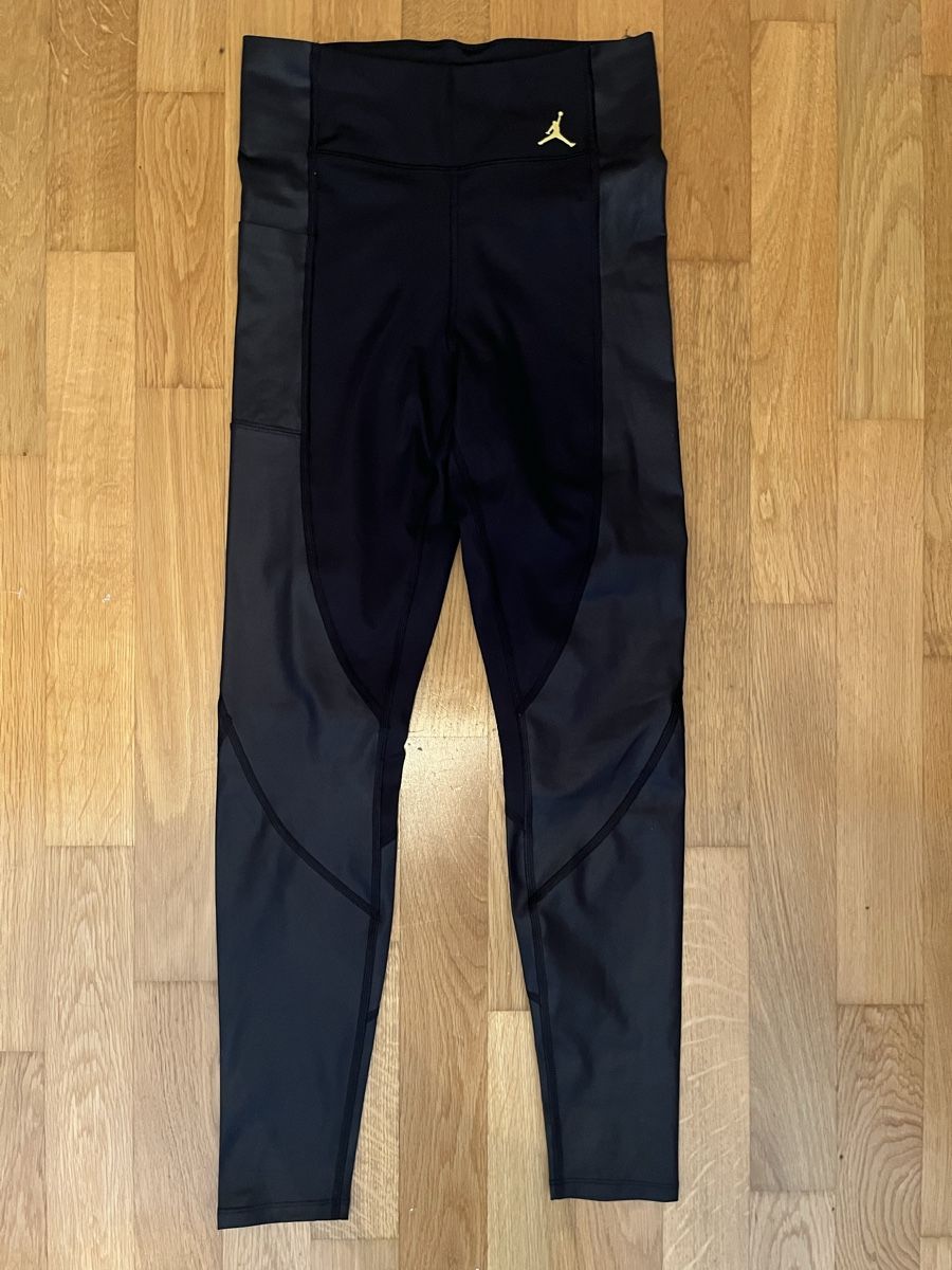 Leggings: Jordan Leggings – Usato da Zürich venduto da JB23JB