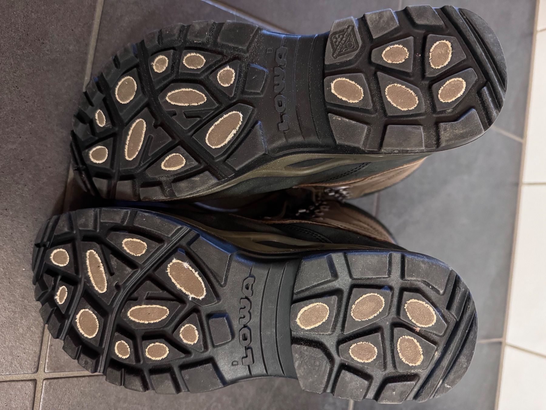 Lowa Scarpe da donna: Lowa Couloir GTX – Usato da Neuhaus SG venduto da Ronasini 4