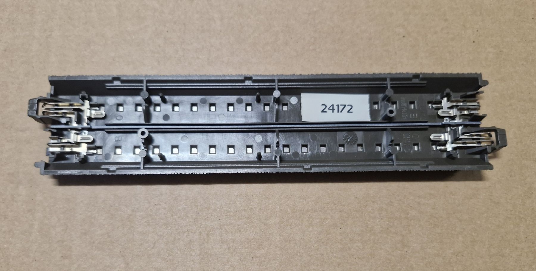 Märklin Modellini di ferrovie: Märklin C-Gleis gerade 24172 – Usato da Bassersdorf venduto da brunneremil 1