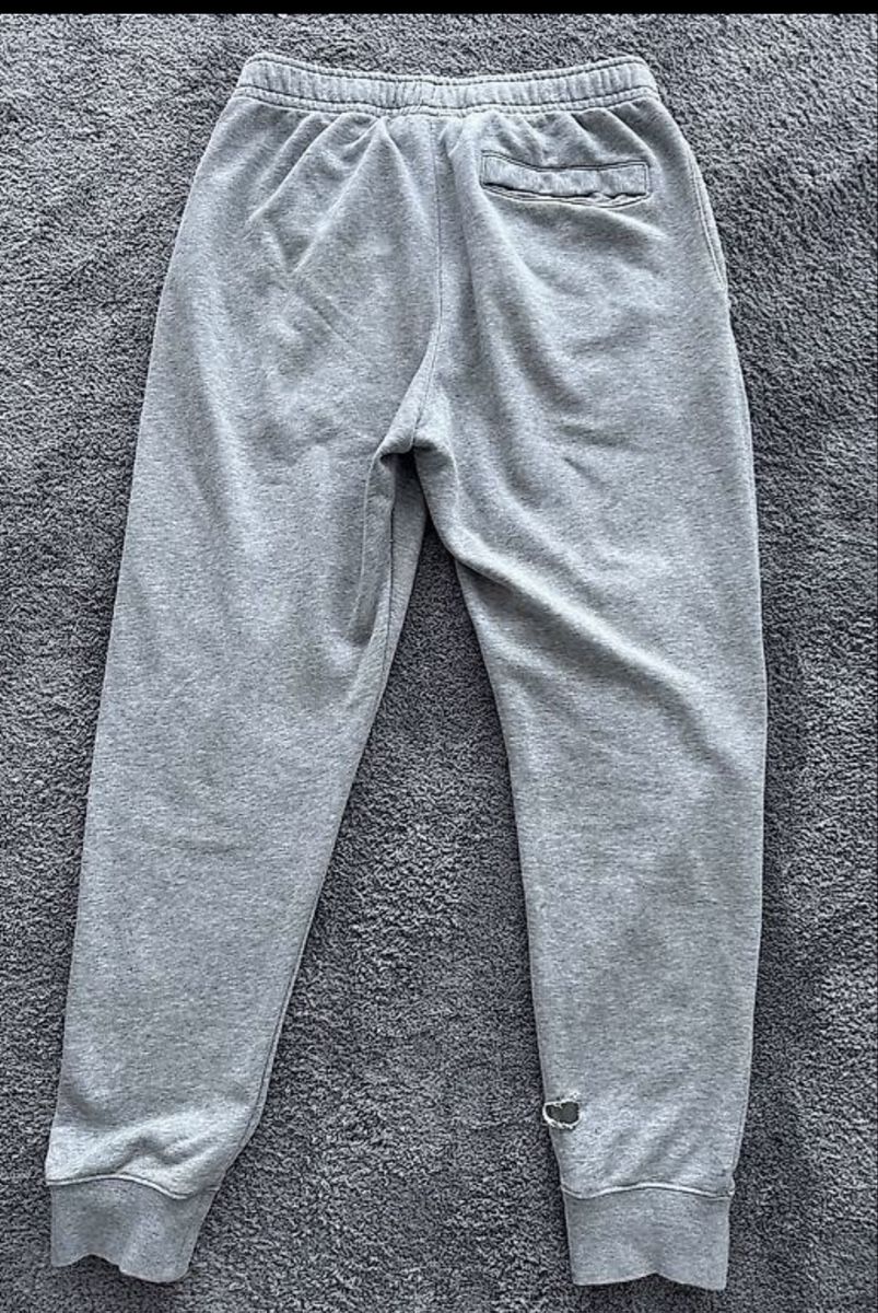 Nike Pantaloni: Nike Trainerhosen – Usato da Winterthur venduto da su_4assd 1